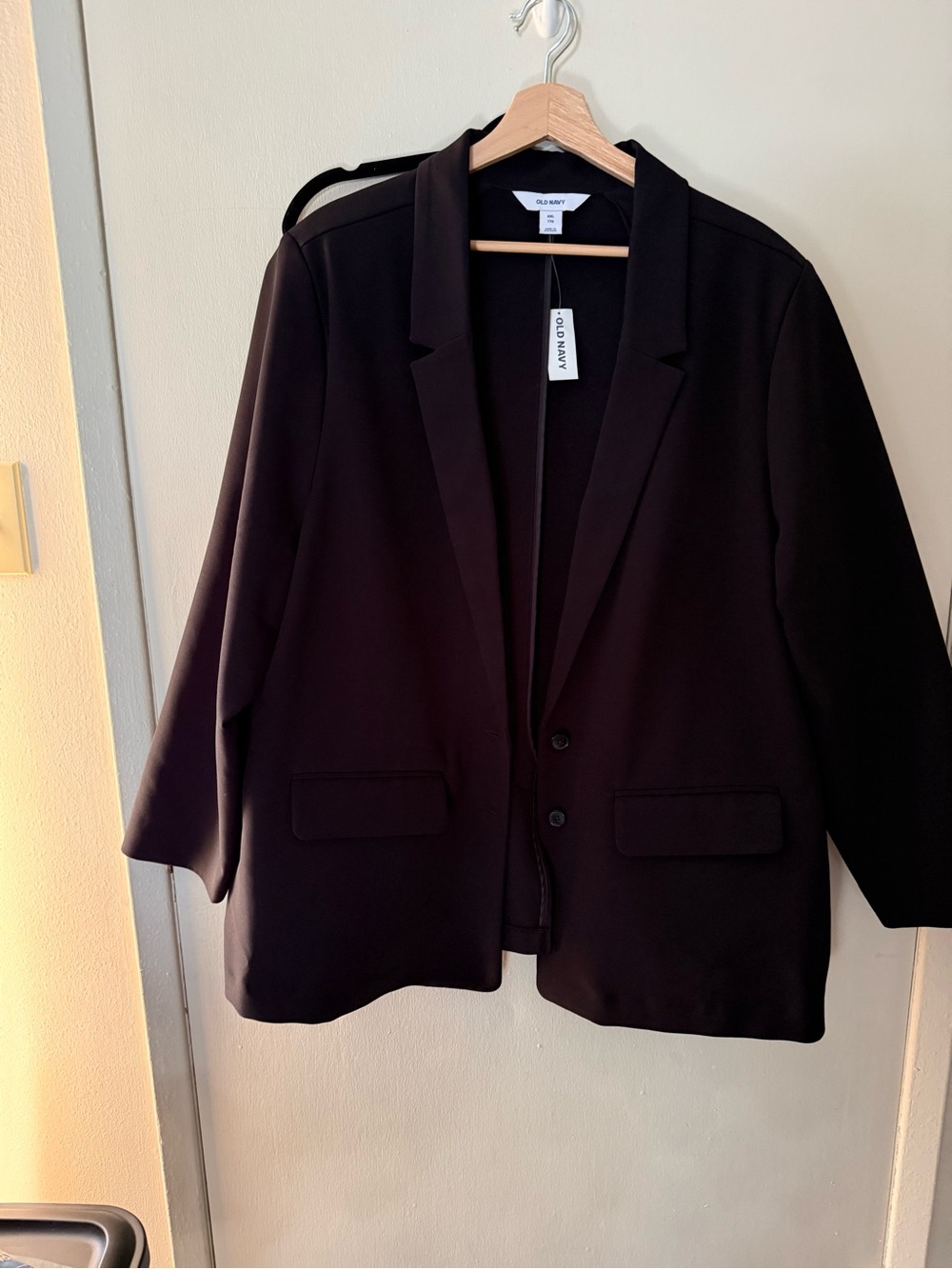 Old Navy Women’s Dark Black Single-Breasted Blazer